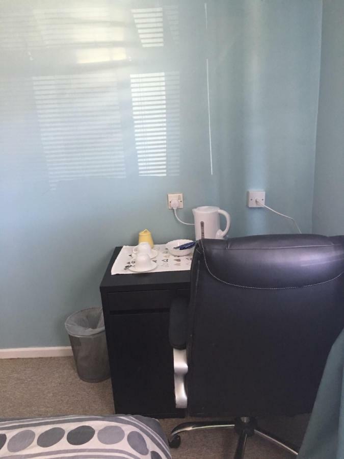 Travelling Stop Apartman Swindon Kültér fotó