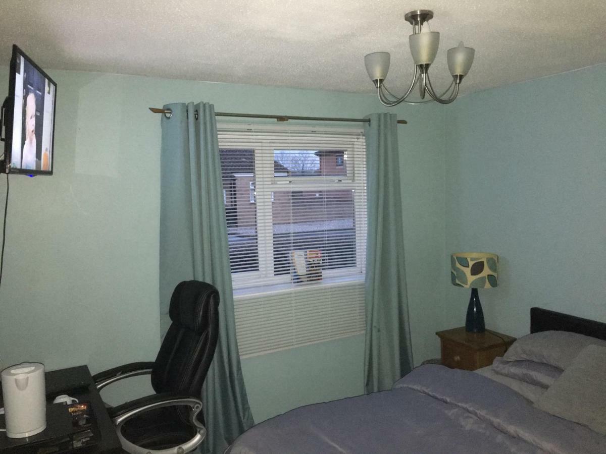 Travelling Stop Apartman Swindon Kültér fotó