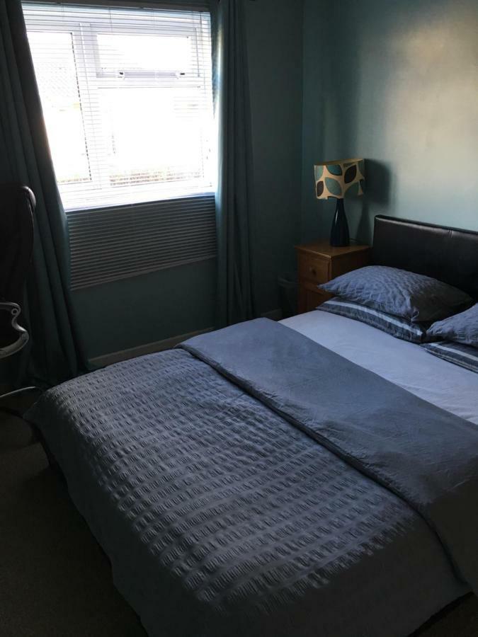 Travelling Stop Apartman Swindon Kültér fotó