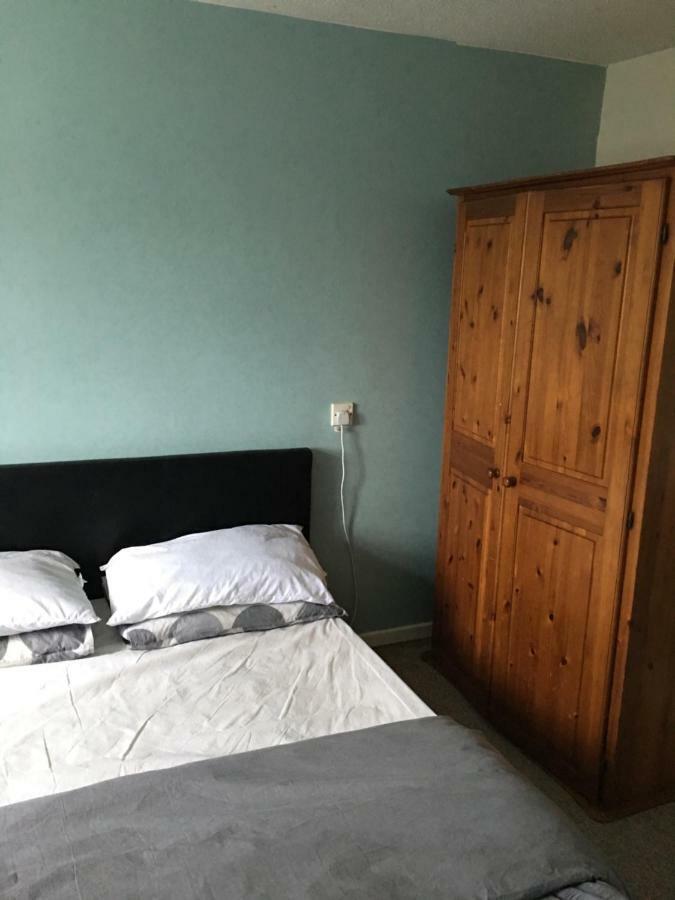 Travelling Stop Apartman Swindon Kültér fotó