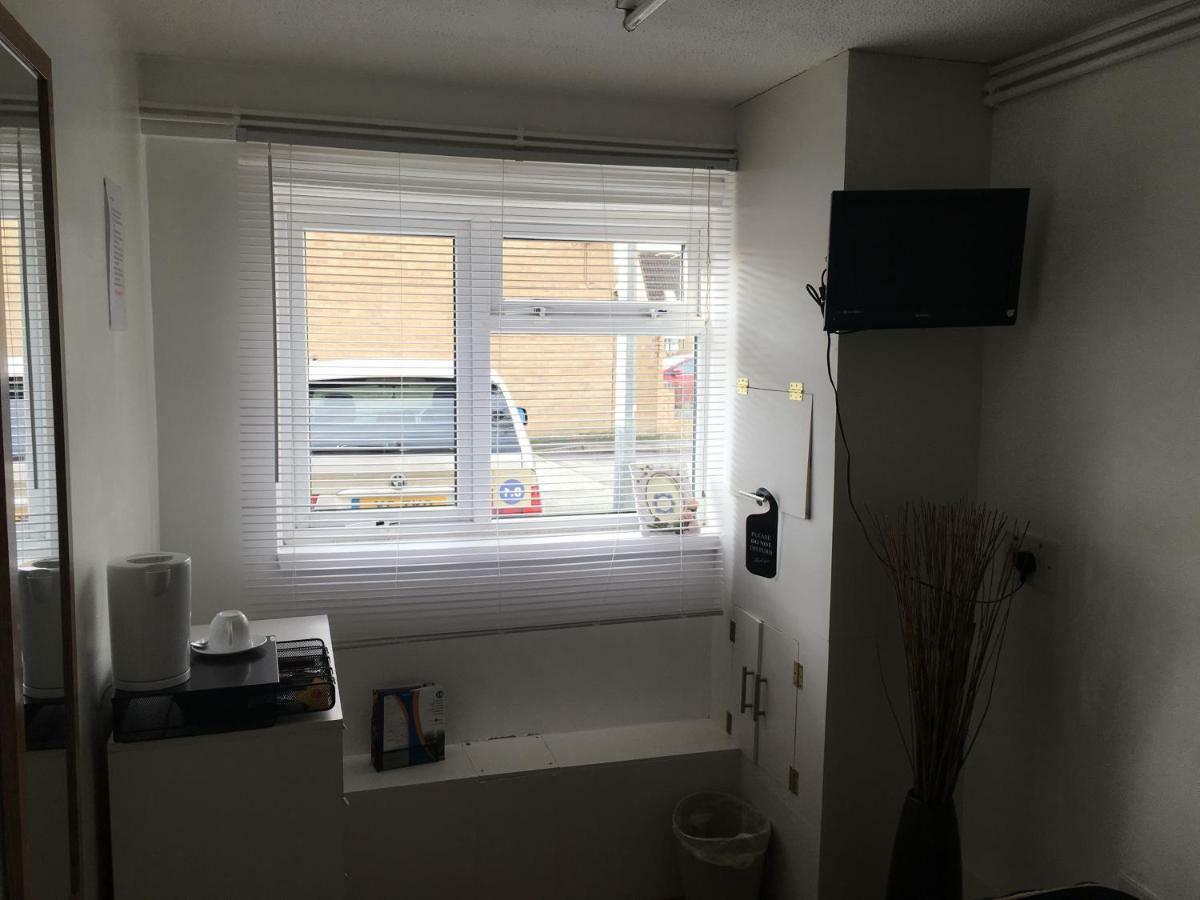 Travelling Stop Apartman Swindon Kültér fotó